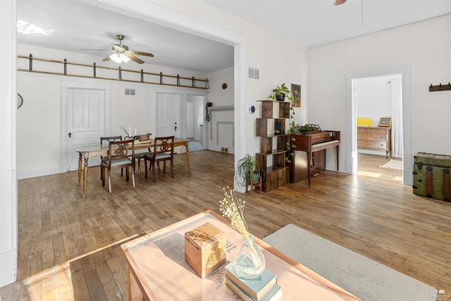 1500 Houston Street, Manhattan, KS 66502