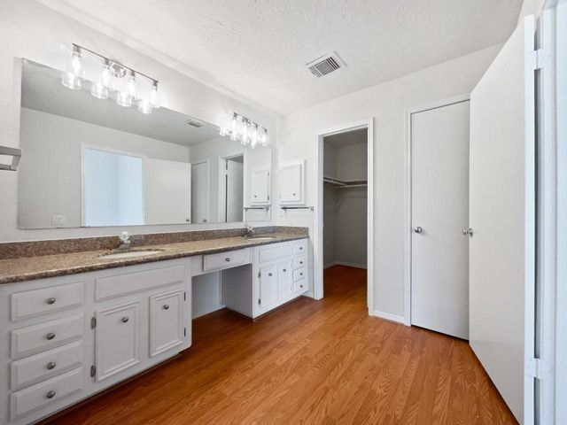 11603 Inwood Drive, Houston, TX 77077