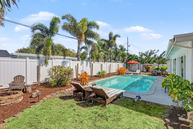 355 NE 23rd Way, Boca Raton, FL 33431