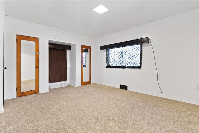 300 Locust Ave, Clairton, PA 15025