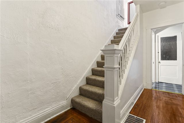 300 Locust Ave, Clairton, PA 15025