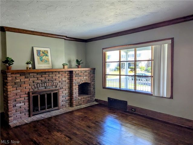 2108 Marlindale Road, Cleveland Heights, OH 44118