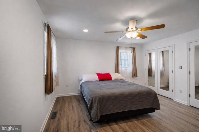 1032 EAST AVE, Penllyn, PA 19422