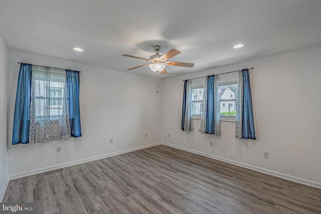 1032 EAST AVE, Penllyn, PA 19422