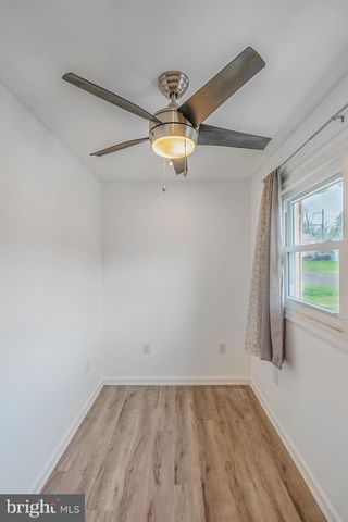 1032 EAST AVE, Penllyn, PA 19422