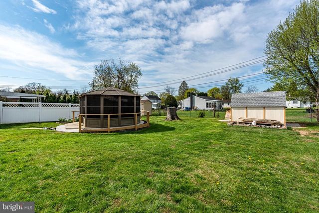 1032 EAST AVE, Penllyn, PA 19422