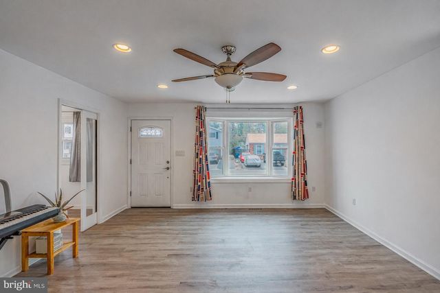 1032 EAST AVE, Penllyn, PA 19422