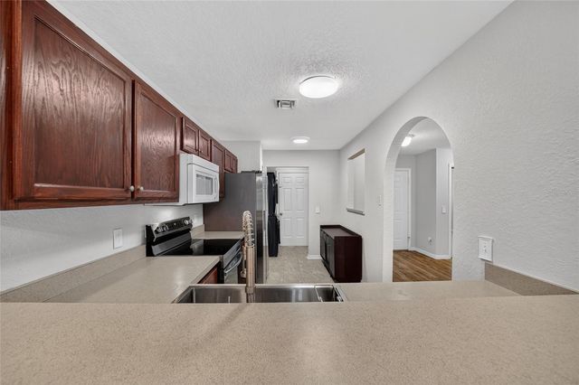 2501 SE 18TH CIRCLE, Ocala, FL 34471
