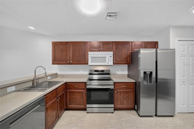 2501 SE 18TH CIRCLE, Ocala, FL 34471