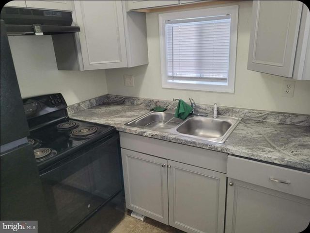 229 IRIS RD, Millville, NJ 08332