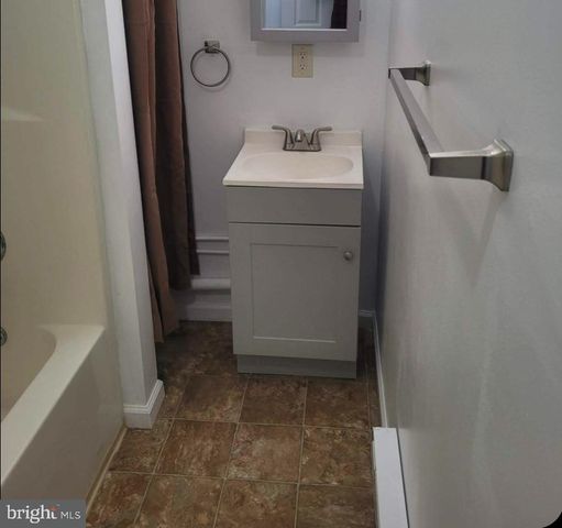 229 IRIS RD, Millville, NJ 08332