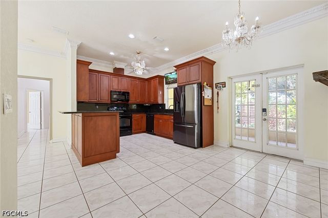4925 Skates CIR, Fort Myers, FL 33905