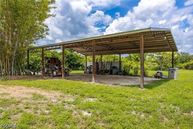 4925 Skates CIR, Fort Myers, FL 33905