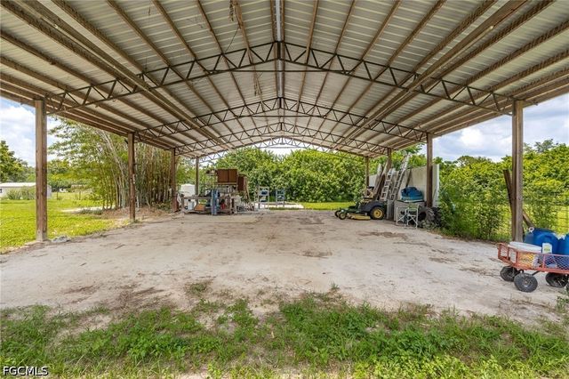 4925 Skates CIR, Fort Myers, FL 33905