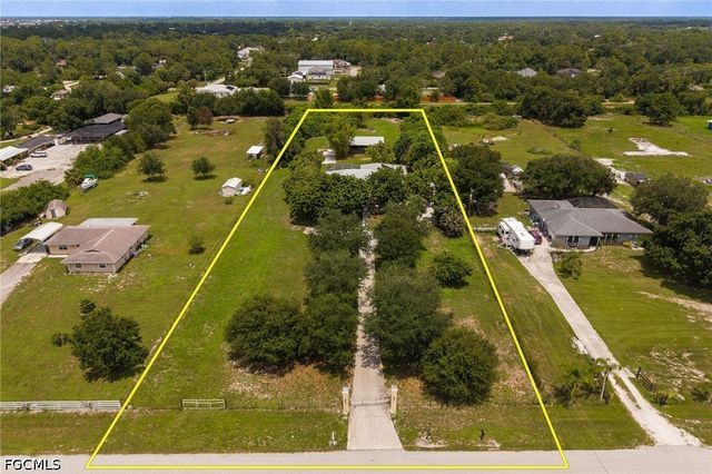4925 Skates CIR, Fort Myers, FL 33905