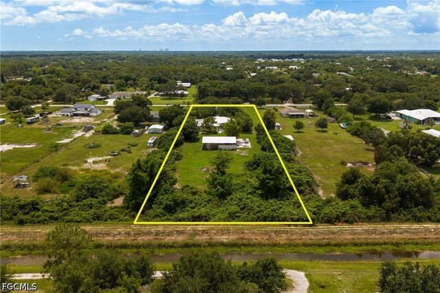 4925 Skates CIR, Fort Myers, FL 33905