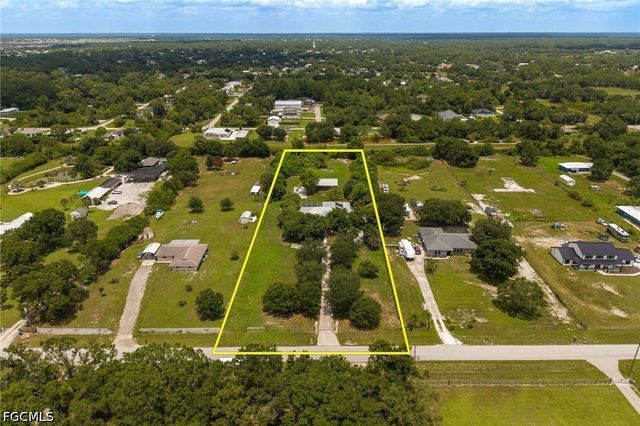 4925 Skates CIR, Fort Myers, FL 33905
