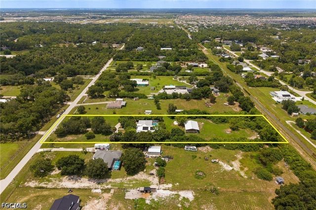 4925 Skates CIR, Fort Myers, FL 33905
