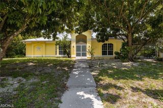 4925 Skates CIR, Fort Myers, FL 33905