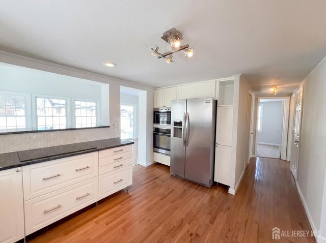 1760 Cedarwood Drive, Piscataway, NJ 08854