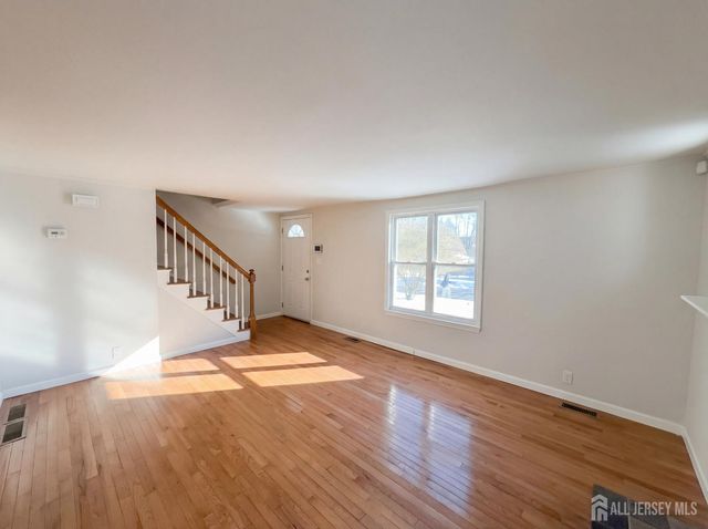 1760 Cedarwood Drive, Piscataway, NJ 08854