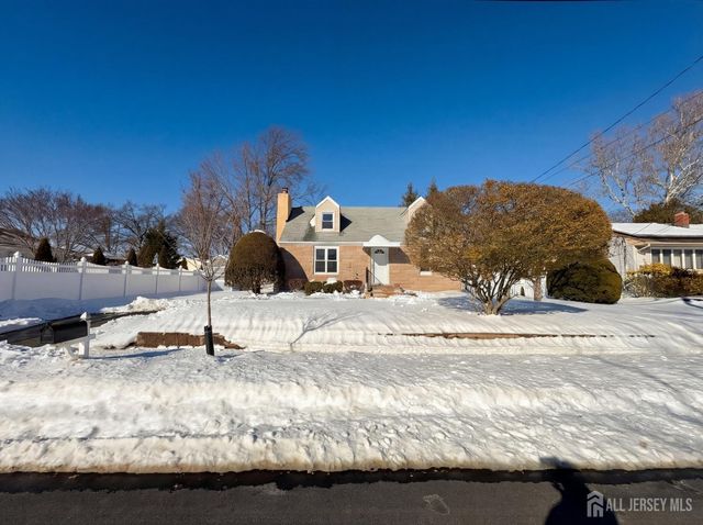 1760 Cedarwood Drive, Piscataway, NJ 08854