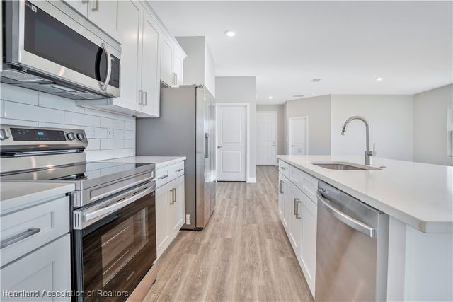 6137 Monegro Street, Sebring, FL 33872