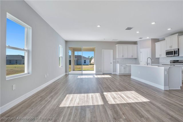 6137 Monegro Street, Sebring, FL 33872