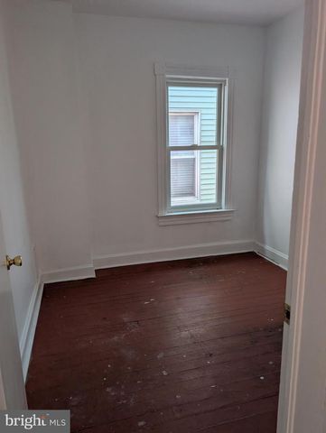 33 WESTSIDE AVE, Hagerstown, MD 21740