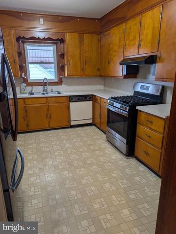 33 WESTSIDE AVE, Hagerstown, MD 21740