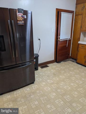 33 WESTSIDE AVE, Hagerstown, MD 21740