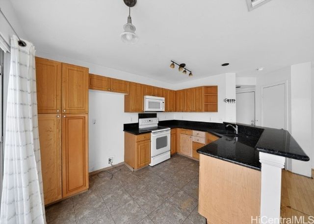 91-460 Makalea Street 109, Ewa Beach, HI 96706