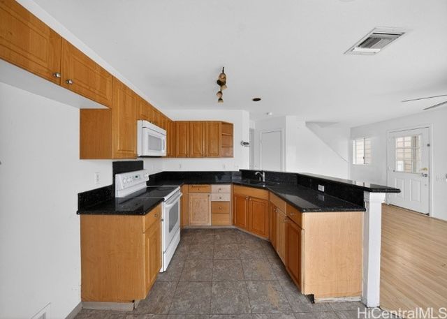 91-460 Makalea Street 109, Ewa Beach, HI 96706