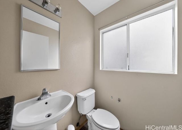 91-460 Makalea Street 109, Ewa Beach, HI 96706