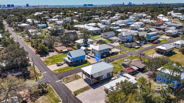 5665 Armadillo Avenue, Orange Beach, AL 36561