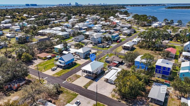 5665 Armadillo Avenue, Orange Beach, AL 36561