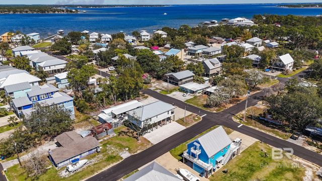 5665 Armadillo Avenue, Orange Beach, AL 36561