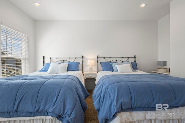 5665 Armadillo Avenue, Orange Beach, AL 36561