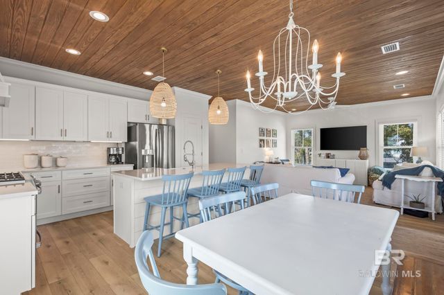 5665 Armadillo Avenue, Orange Beach, AL 36561