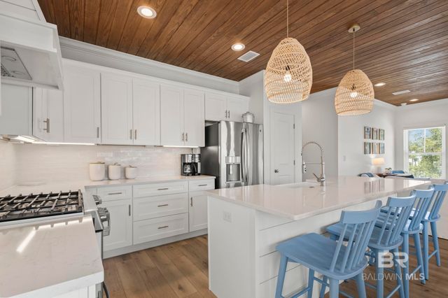 5665 Armadillo Avenue, Orange Beach, AL 36561