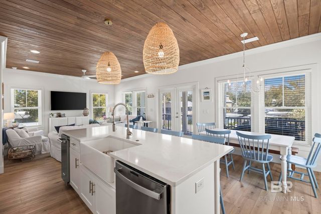 5665 Armadillo Avenue, Orange Beach, AL 36561