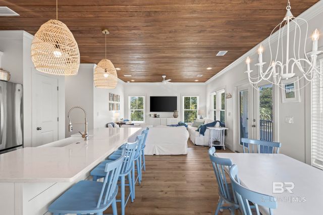 5665 Armadillo Avenue, Orange Beach, AL 36561