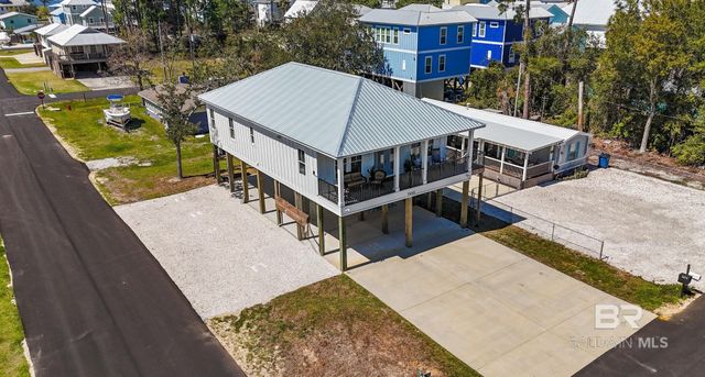 5665 Armadillo Avenue, Orange Beach, AL 36561