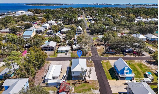 5665 Armadillo Avenue, Orange Beach, AL 36561