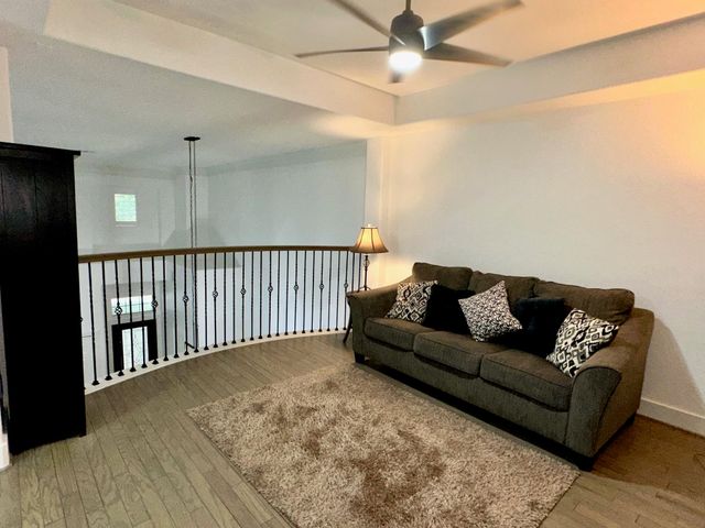 46 Ginger Jar Street, The Woodlands, TX 77382