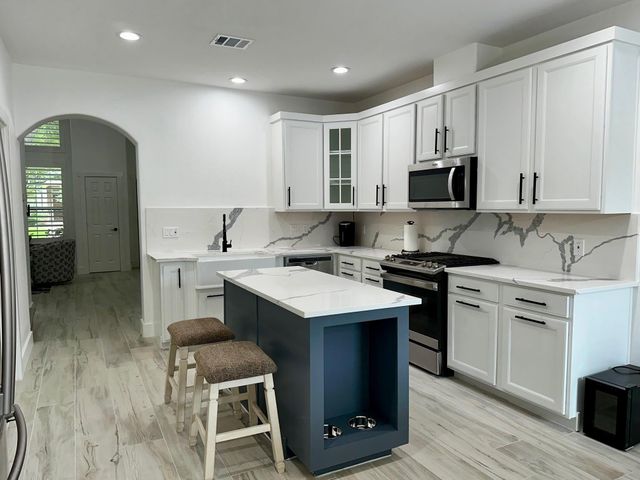 46 Ginger Jar Street, The Woodlands, TX 77382