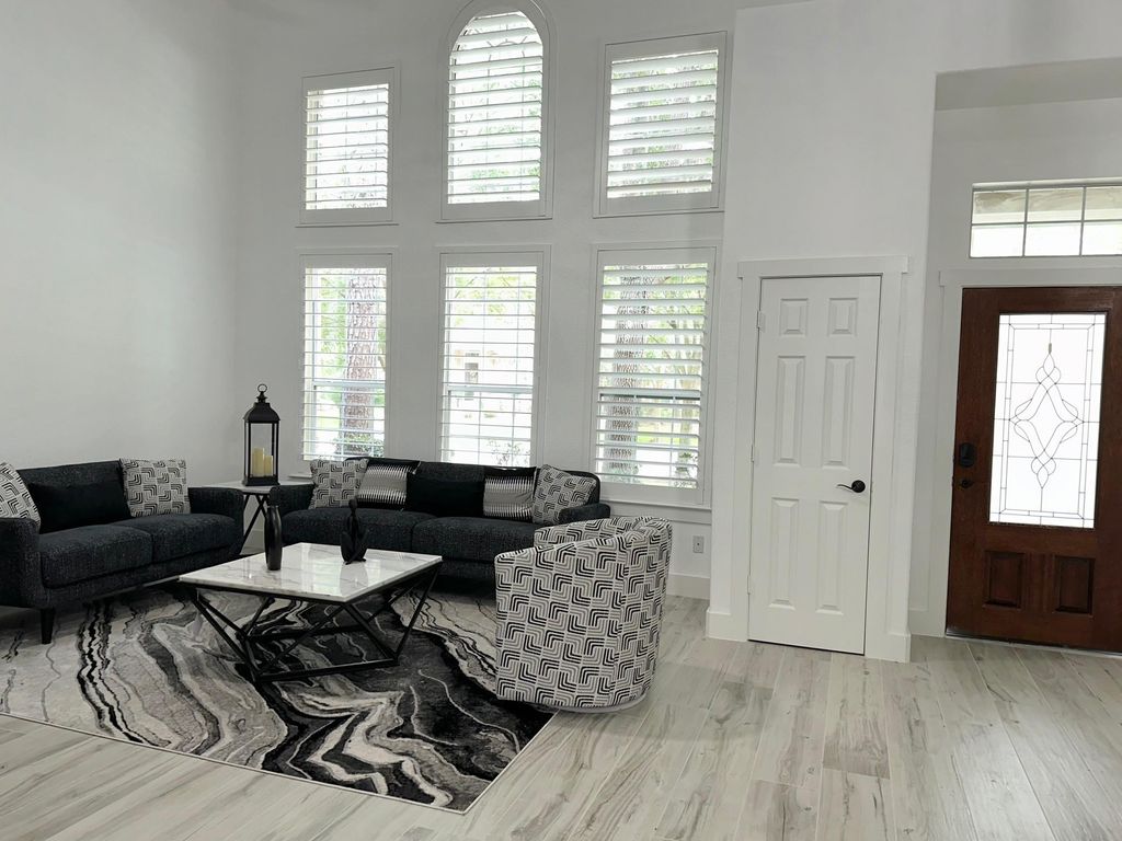 46 Ginger Jar Street, The Woodlands, TX 77382