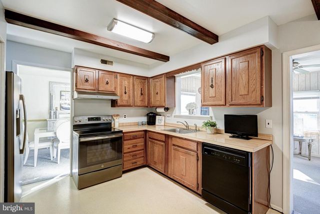 3 DOVER CT, Bear, DE 19701