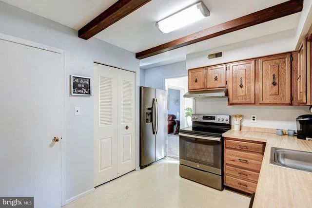 3 DOVER CT, Bear, DE 19701