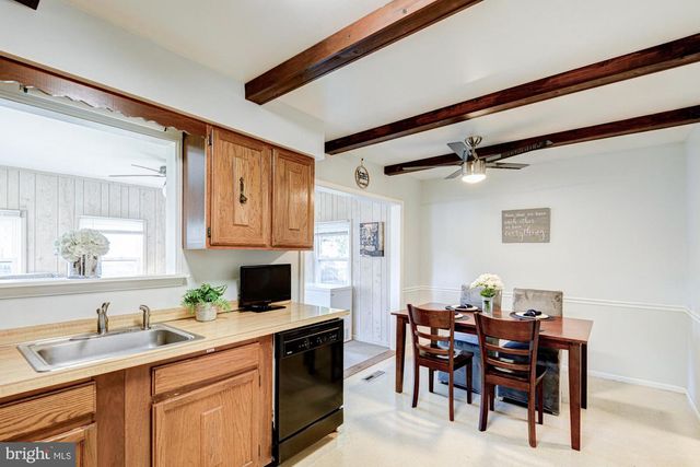 3 DOVER CT, Bear, DE 19701